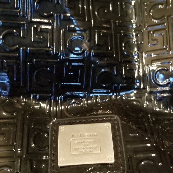 Liz Claiborne black purse - Picture 2 of 3